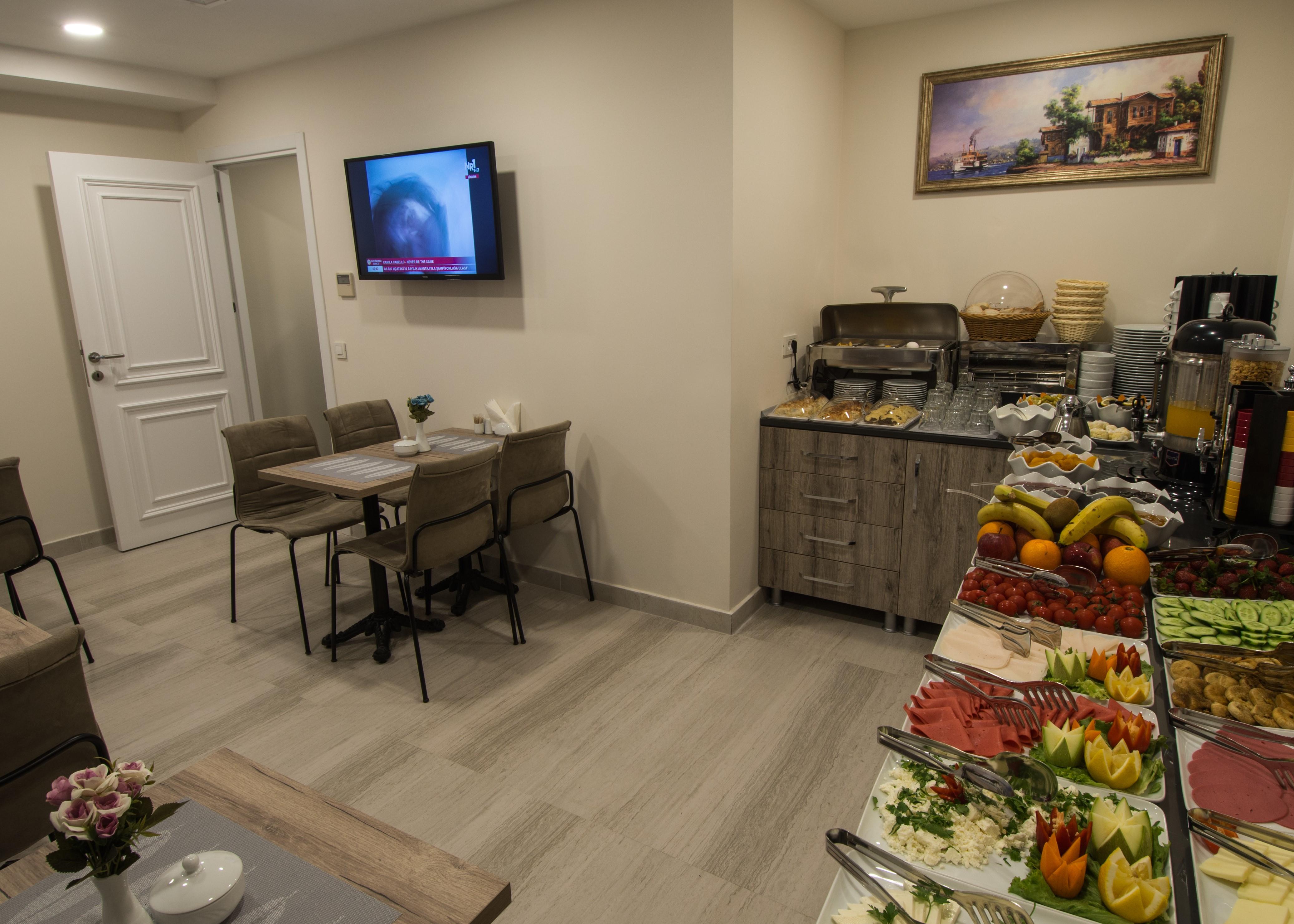 Primero Hotel Istanbul Bagian luar foto